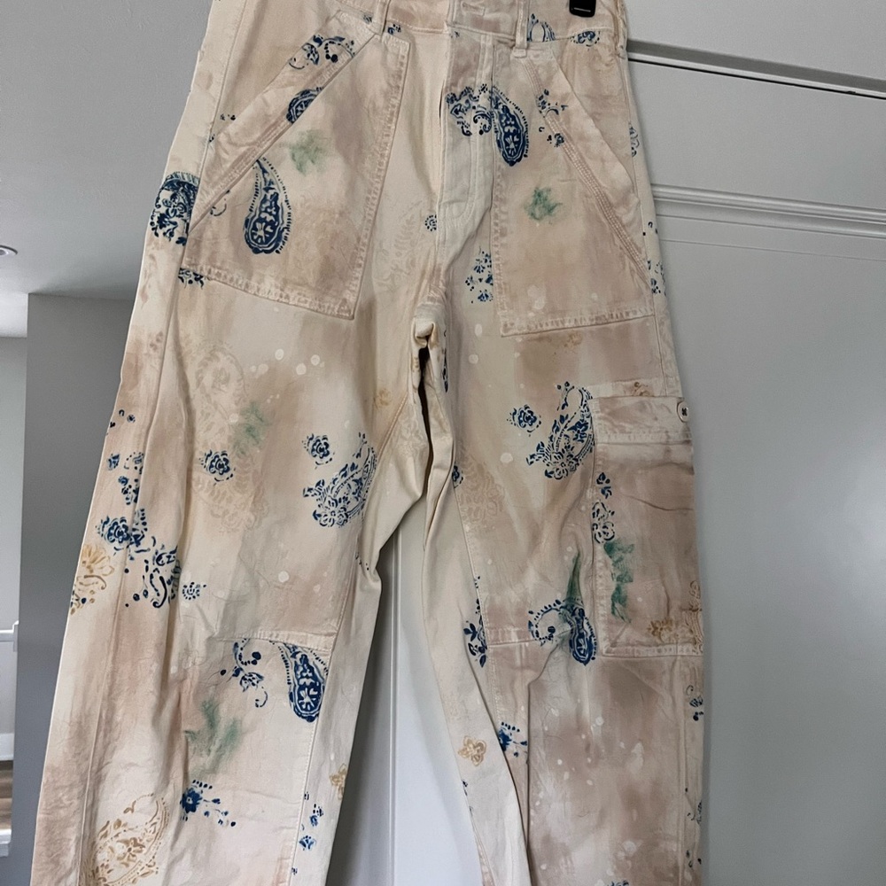 Pilcro Beige Paisley Print Pants